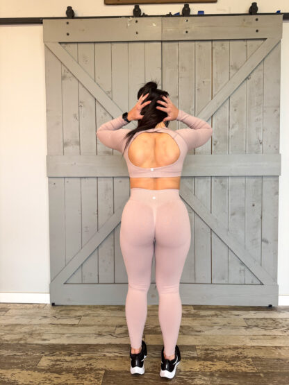 Fit Booty Seamless Longe Sleeve Contour Set - Image 9