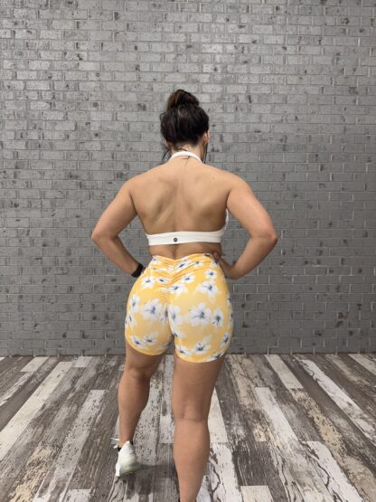 Fit Booty Yellow Floral V Back & Pocket Shorts - Image 2