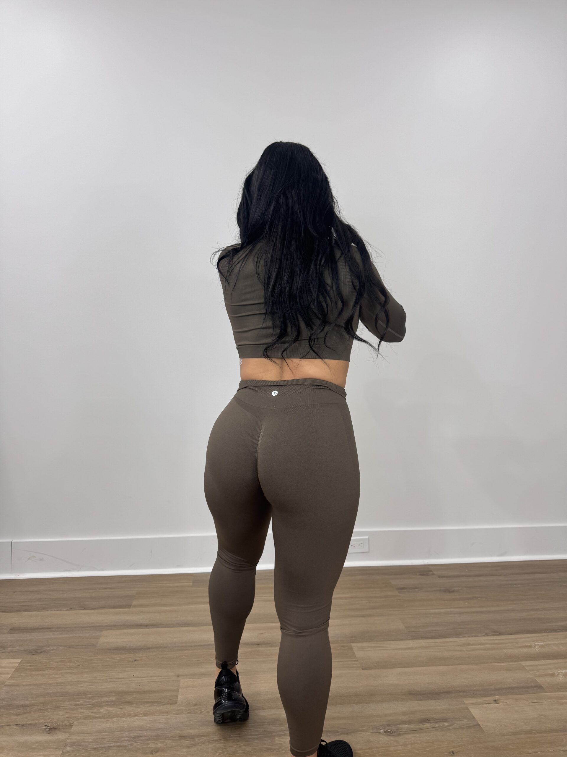 Fit Booty Seamless Long Sleeve Set - Image 4