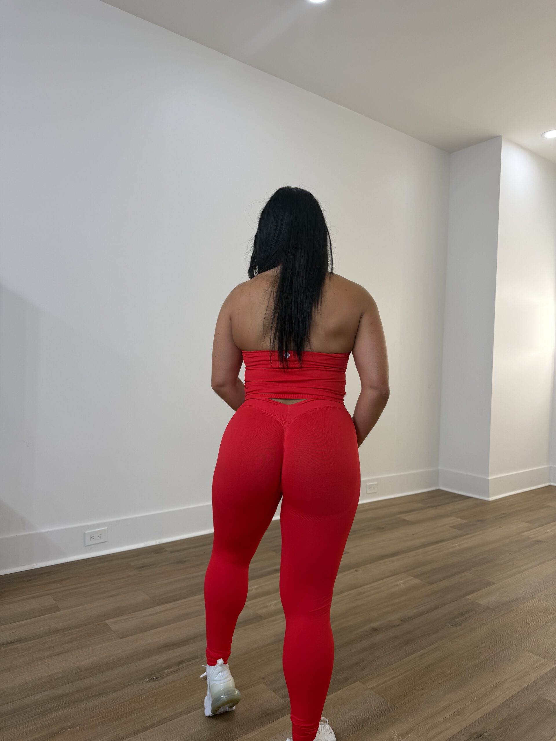 Fit Booty Contour Halter Set - Image 3