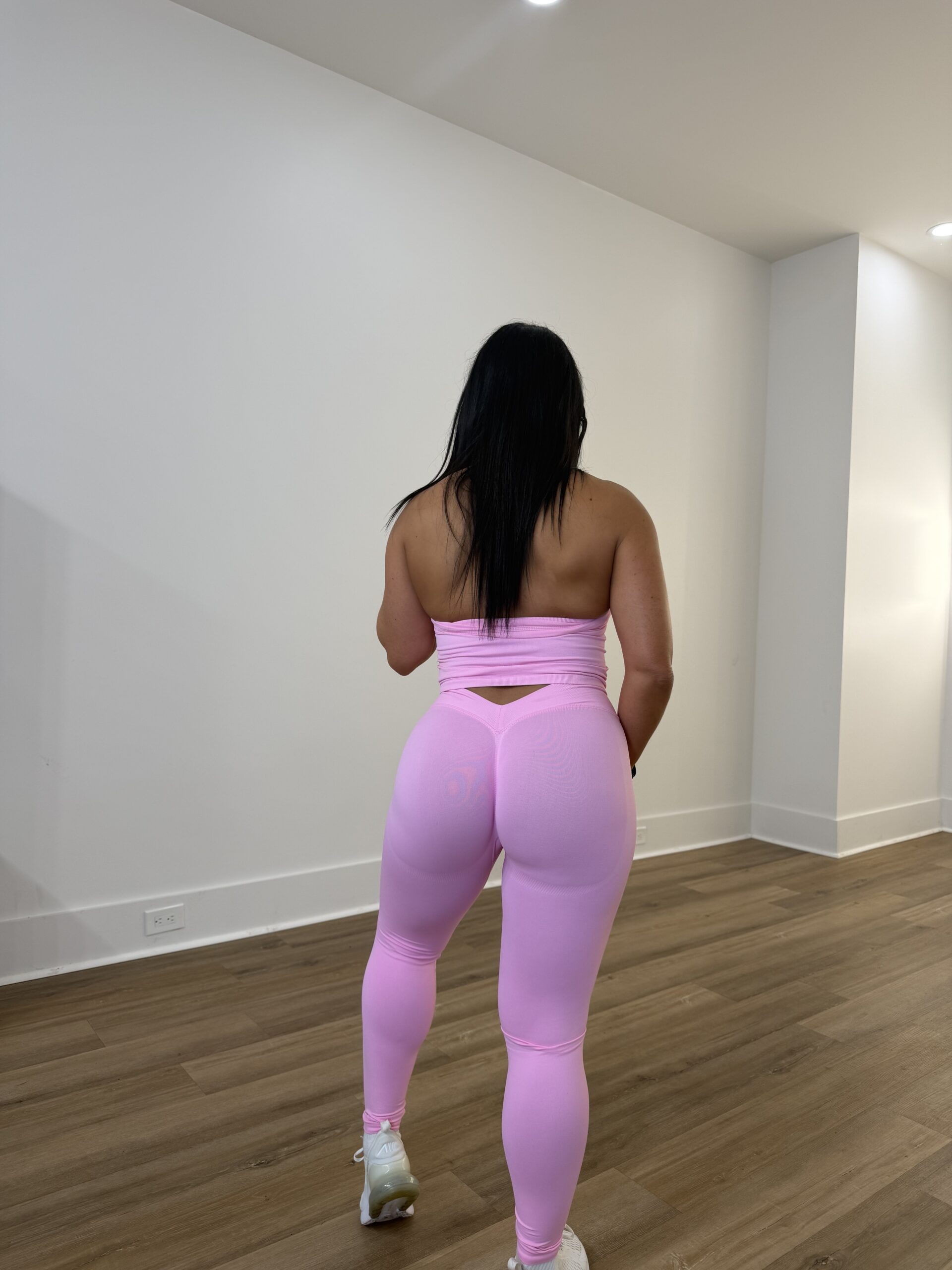 Fit Booty Contour Halter Set - Image 7